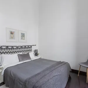 Iflat Colosseum Comfy House Apartamento